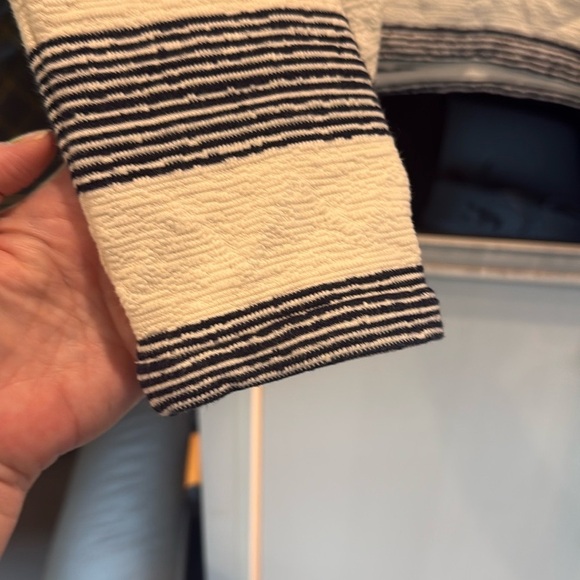 Eri+Ali Striped Black and White womens Sweater medium found at Anthropologie - Picture 3 of 5